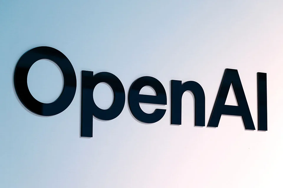 Het OpenAI-logo op een kantoorgebouw